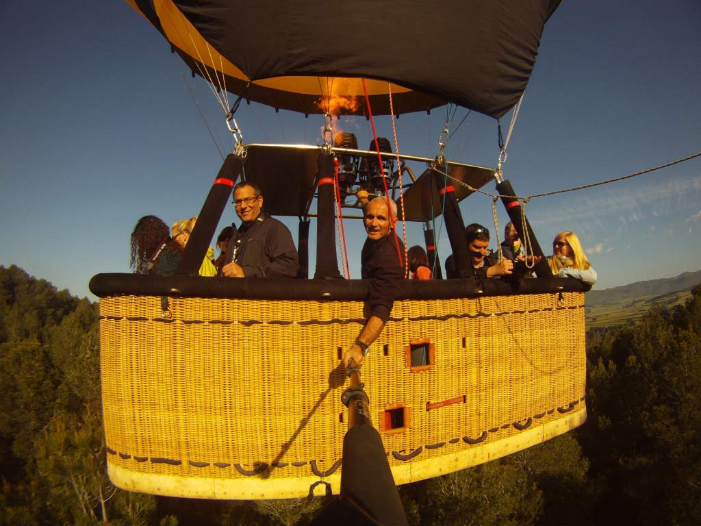 hot air baloon selfie