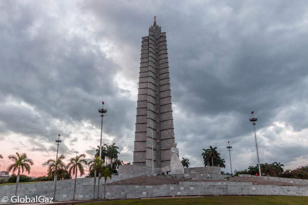havana plaza revolution